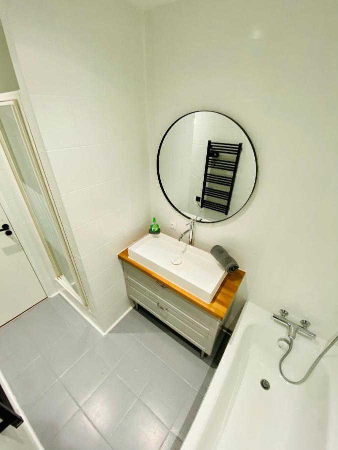 50M2 Flat In Heart Of Orleans - Canal Foot & Bein Exteriér fotografie